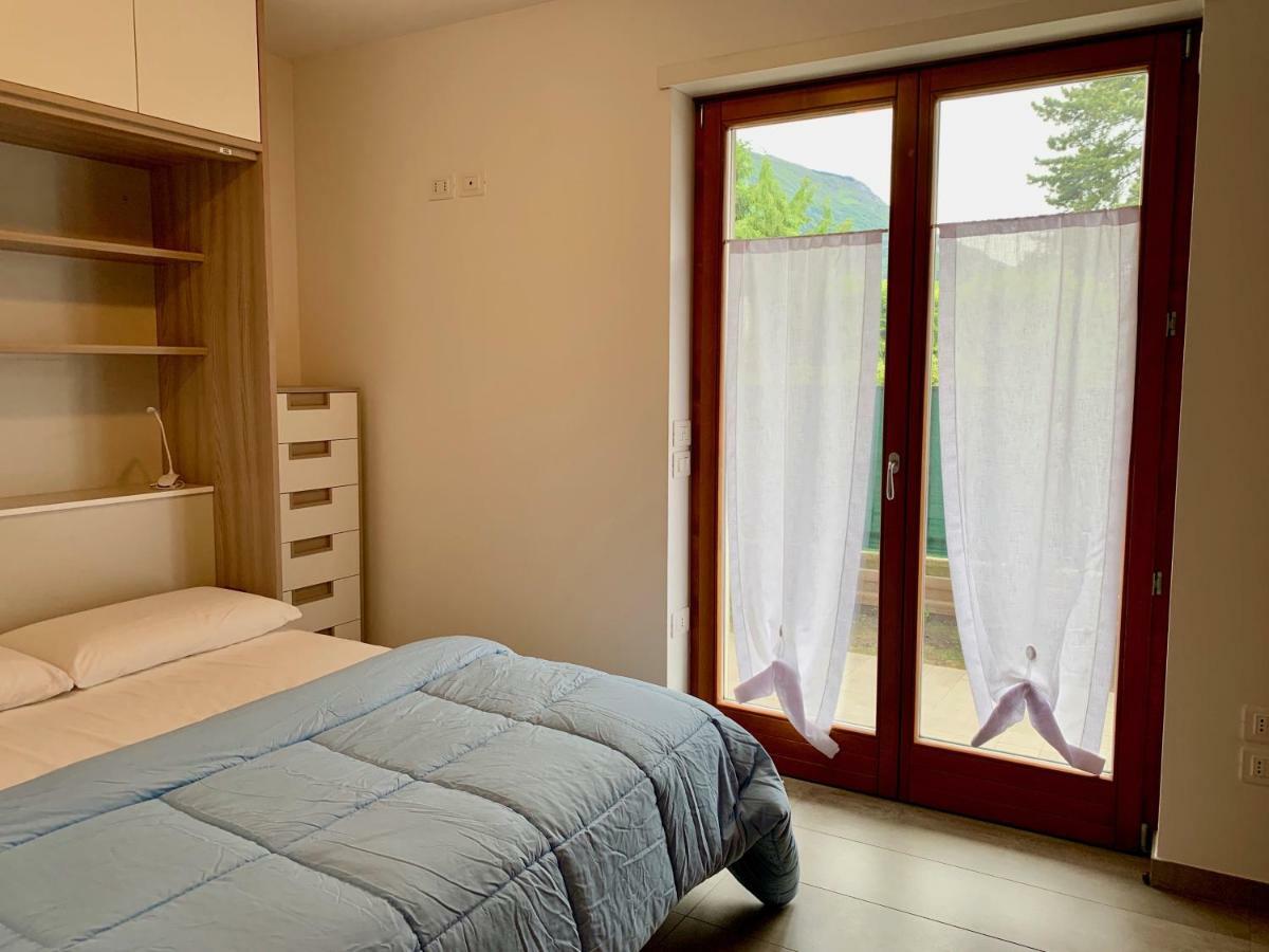 Lakegarden Apartment Riva del Garda Bagian luar foto